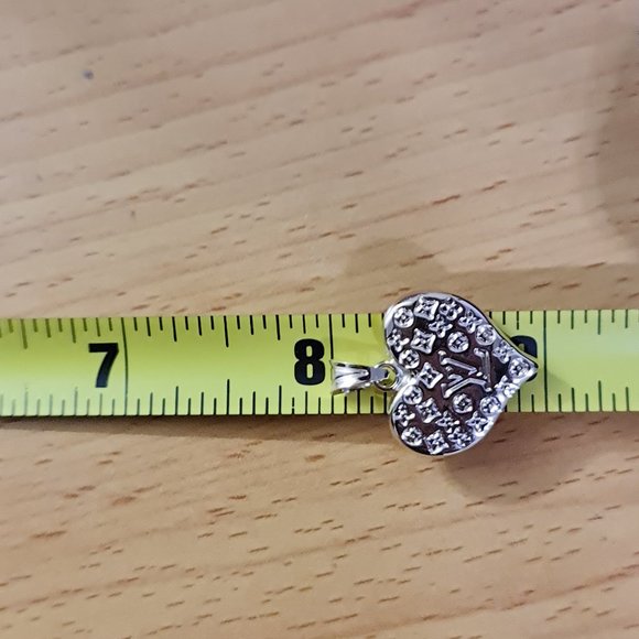 Heart shape gold pendant - Picture 3 of 13